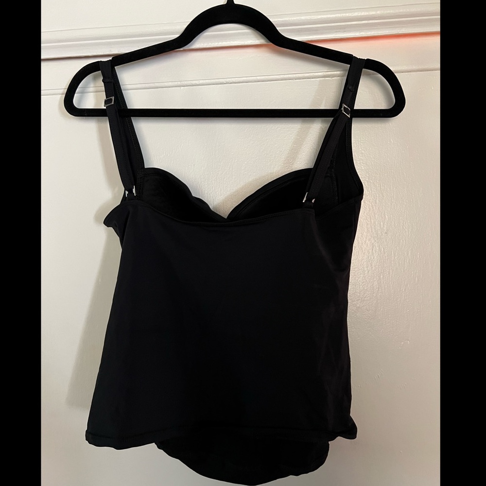 LA BLANCA BY ROD BEATTIE Tankini
Swimsuit Top - Size 6 In Very Good Condition! - Picture 7 of 11